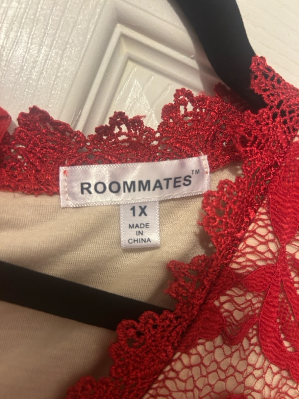 Red Lace Dress ROOMMATES ✨3/$25 SALE✨ - Picture 2 of 5